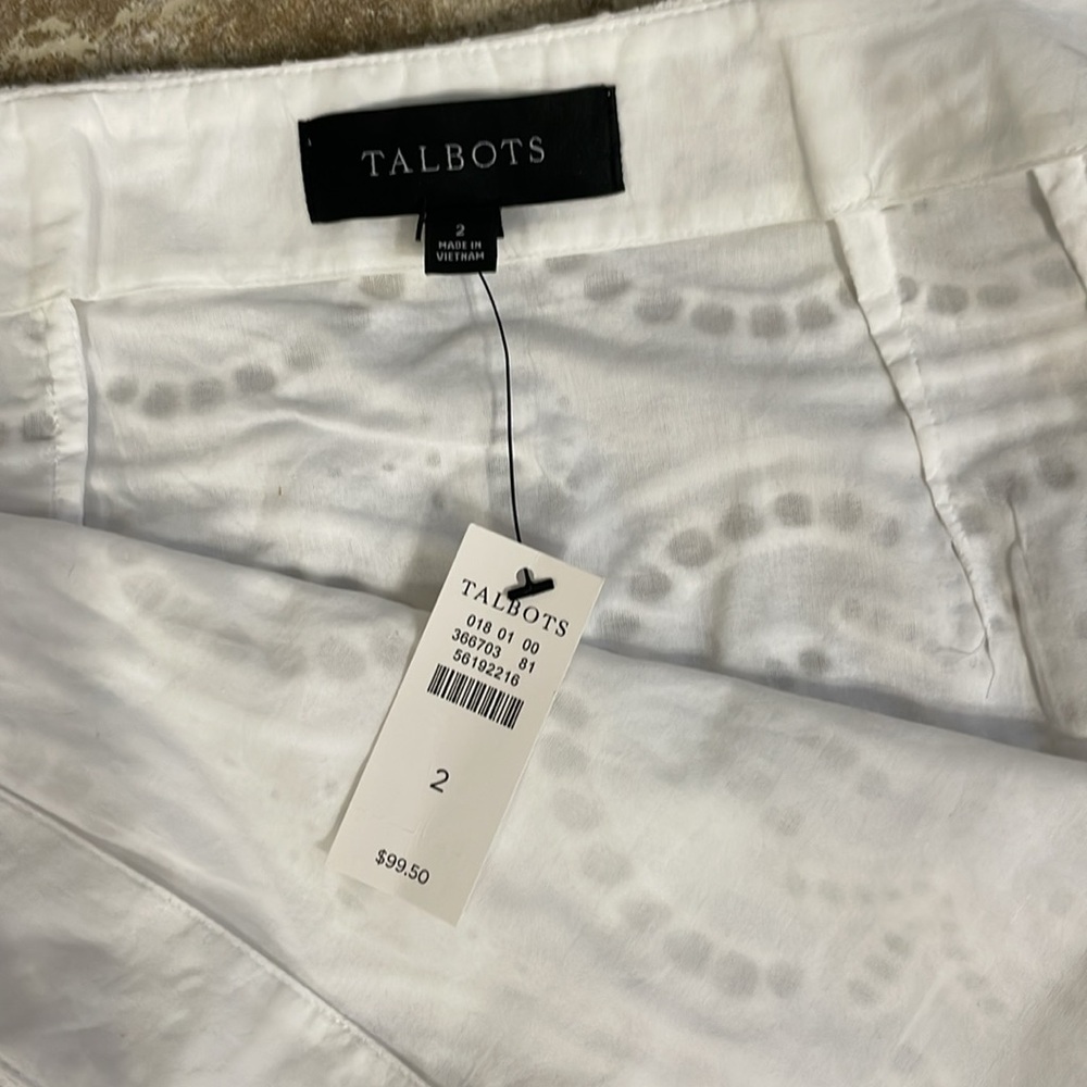 White eyelet mini skirt from Talbots size 2. - Picture 6 of 7
